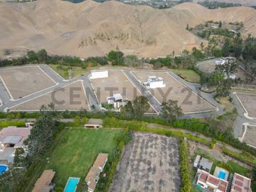 Tranquilidad y naturaleza te esperan. Lote en venta en El Polo Sur.