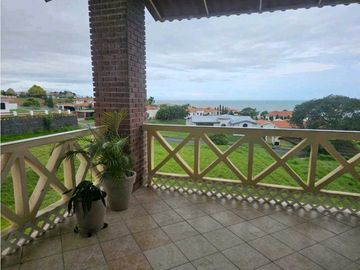 VENTA DE APARTAMENTO EN LAS UVAS, EXCELENTE UBICACIÓN Y PRECIO