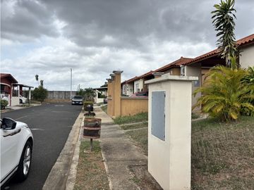 LA CHORRERA / COSTA VERDE / ARBOLEDAS / 180 M2 / 3 HABITACION / GARITA