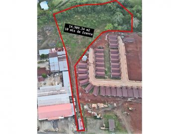 Se vende finca de 1.4 hectáreas en Villa Carmen, Capira
