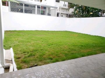 CASA DUPLEX EN OBARRIO REMODELADA 500M2 USO RESIDENCIAL / COMERCIAL