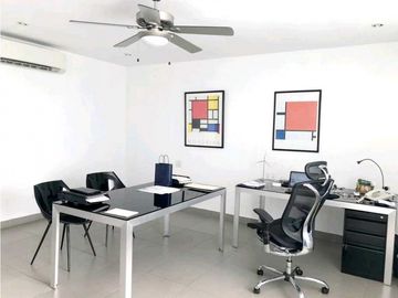 CASA DUPLEX EN OBARRIO REMODELADA 500M2 USO RESIDENCIAL / COMERCIAL