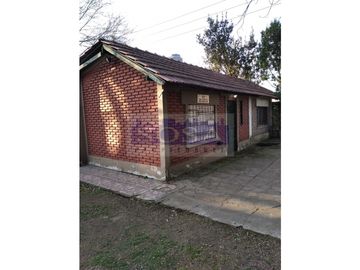 Casa Quinta en G. Catan Calle Dragones esq Amado Nervo