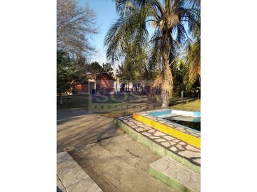 Casa Quinta en G. Catan Calle Dragones esq Amado Nervo