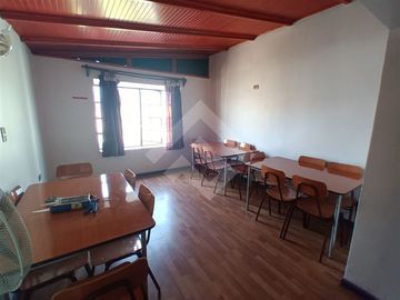 Casa en Venta en Av. Portales / Siglo XX
