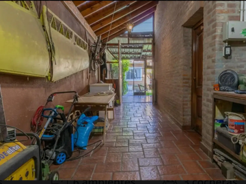 CHALET + DEPTO , 6 AMB. EL PALOMAR