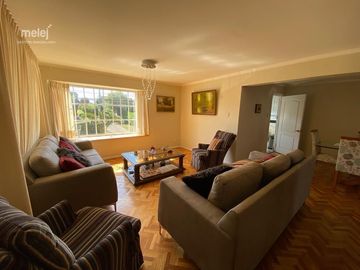 Casa Amplia de  316 m2 en Bosques de Montemar, Concón