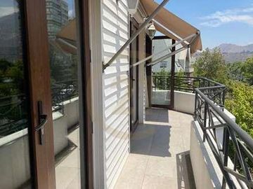 Dpto. en venta con piscina privada Vitacura