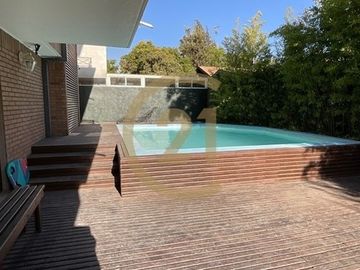 Dpto. en venta con piscina privada Vitacura