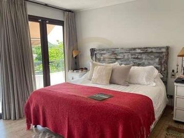 Dpto. en venta con piscina privada Vitacura