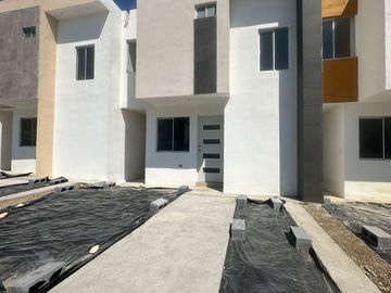 RZ VENTA DE CASA EN CAMPESTRE APODACA HUINALA