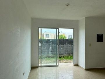 VENTA DE CASA EN PASEO LAS LOMAS APODACA HUINALA