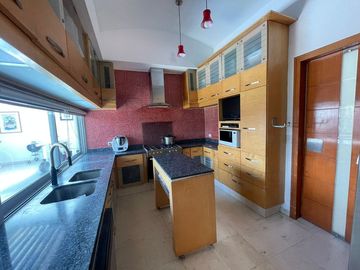 Casa de arquitecto en Bosques de Santa Anita