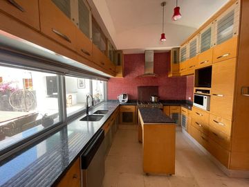Casa de arquitecto en Bosques de Santa Anita