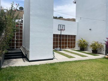 Casa de arquitecto en Bosques de Santa Anita