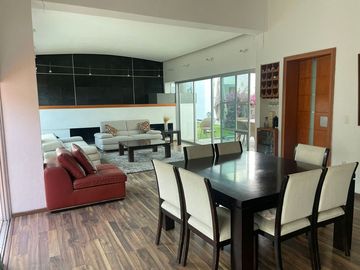 Casa de arquitecto en Bosques de Santa Anita