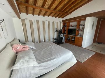 Casa de arquitecto en Bosques de Santa Anita