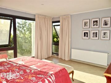Casa en Venta en Julia Bernstein / Carlos Silva Vildósola / LaReina alta.