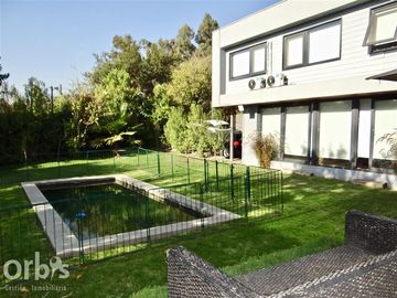 Casa en Venta en Julia Bernstein / Carlos Silva Vildósola / LaReina alta.