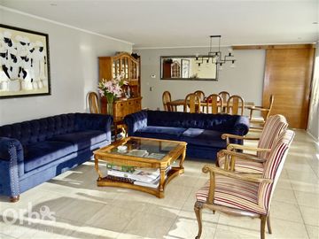 Casa en Venta en Julia Bernstein / Carlos Silva Vildósola / LaReina alta.