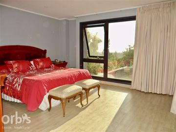Casa en Venta en Julia Bernstein / Carlos Silva Vildósola / LaReina alta.