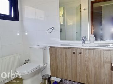 Casa en Venta en Julia Bernstein / Carlos Silva Vildósola / LaReina alta.
