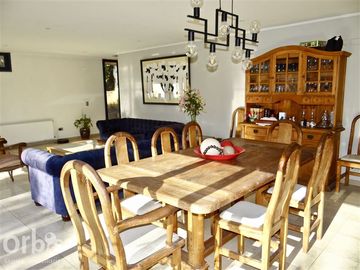 Casa en Venta en Julia Bernstein / Carlos Silva Vildósola / LaReina alta.