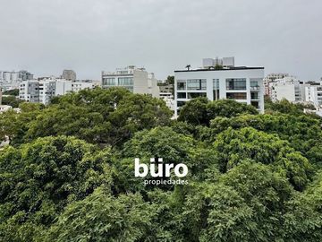 ESPECTACULAR PENTHOUSE FRENTE A PARQUE CON LIENZO EN BLANCO EN AZOTEA