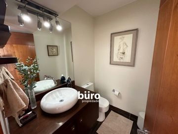 ESPECTACULAR PENTHOUSE FRENTE A PARQUE CON LIENZO EN BLANCO EN AZOTEA