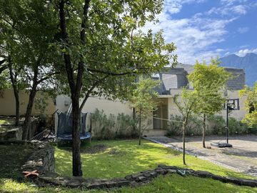 Quinta en VENTA en Fraccionamiento privado en Allende Nuevo Leon, México