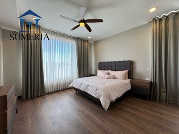 Venta de hermosa y elegante casa en Bosques de San Francisco