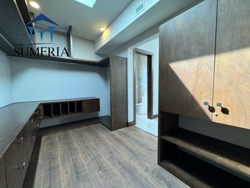 Venta de hermosa y elegante casa en Bosques de San Francisco