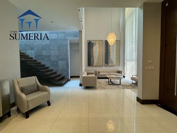 Venta de hermosa y elegante casa en Bosques de San Francisco