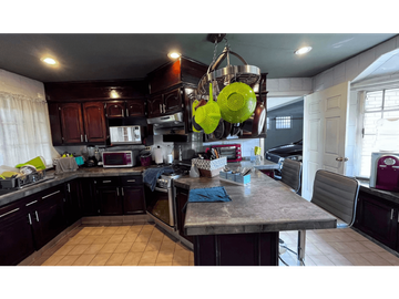 Casa En Venta En Fraccionamiento La Joya