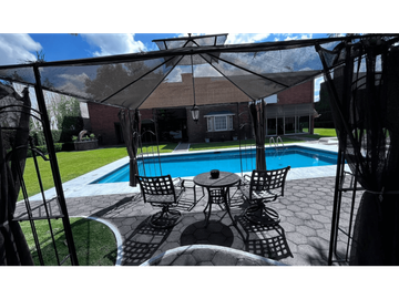 Casa En Venta En Fraccionamiento La Joya