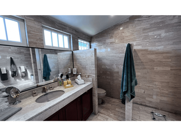 Casa En Venta En Fraccionamiento La Joya