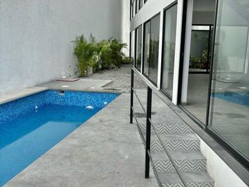 CASA EN VENTA EN BRISAS