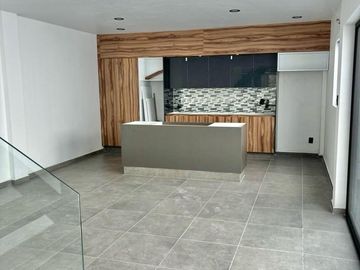 CASA EN VENTA EN BRISAS