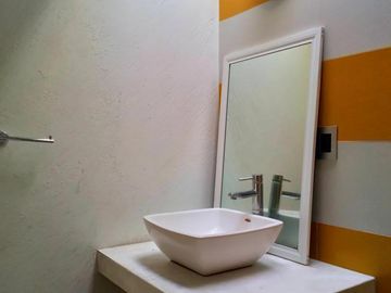 Casa Sola en Venta en Cacalomacán