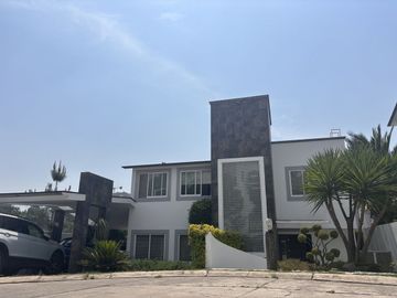 Casa en Bosque Esmeralda, Atizapán