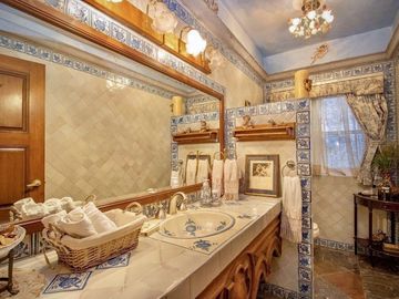 CASA EN VENTA FRACCIONAMIENTO TABACHINES