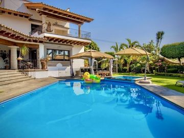CASA EN VENTA FRACCIONAMIENTO TABACHINES