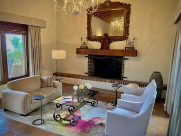 CASA EN LOS LIMONEROS