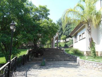 Venta dos casas en terreno 18660 m2,  Zona Carretera Nacional , El Barro , N.L.