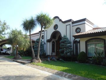 Venta dos casas en terreno 18660 m2,  Zona Carretera Nacional , El Barro , N.L.