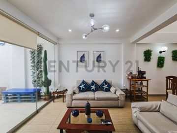 Edificio en San Bartolo con 3 dpto´s, Perfecto para Invertir o Disfrutar