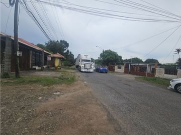 Venta de Terreno Comercial en La Chorrera, Vía La Mitra
