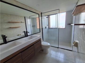 Apartamento en Venta en Medellín Poblado Tesoro
