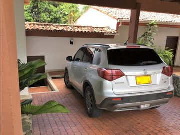 Venta o Alquiler Casa en Condominio Ciudad Jardín Sur de Cali