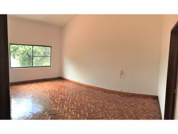 Venta o Alquiler Casa en Condominio Ciudad Jardín Sur de Cali
